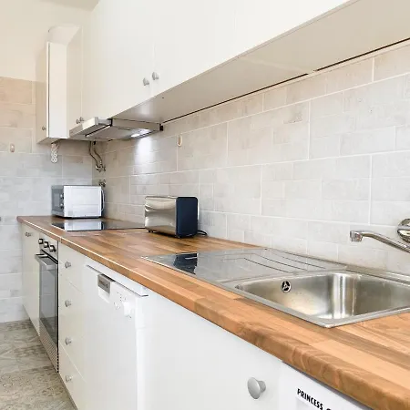 Casa Aqua - - Wifi, Terrace & Bbq