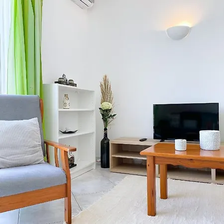 Casa Aqua - - Wifi, Terrace & Bbq